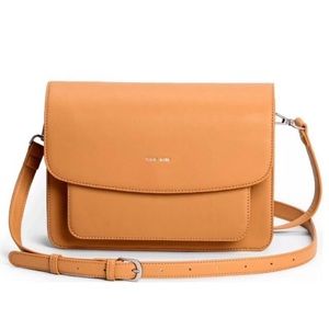 NWOT Pixie Mood Zoe Crossbody in Honey Brown